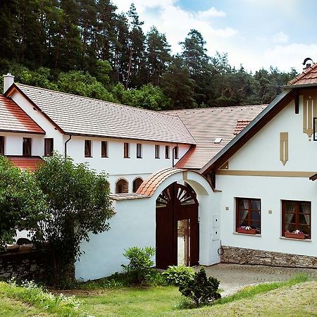 Penzion Tříletý Mlýn Police  Exterior foto